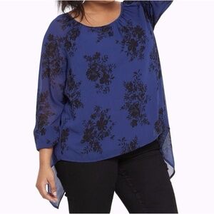Torrid Blue with Black Floral Chiffon Tulip Back Blouse Size 2